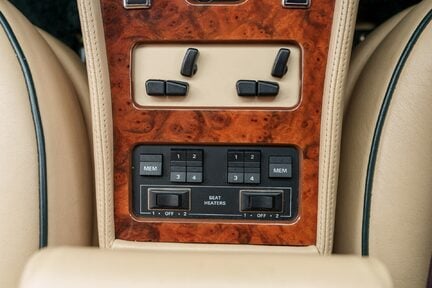 Bentley Brooklands Saloon 22