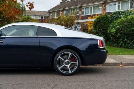 Rolls-Royce Wraith V12 11