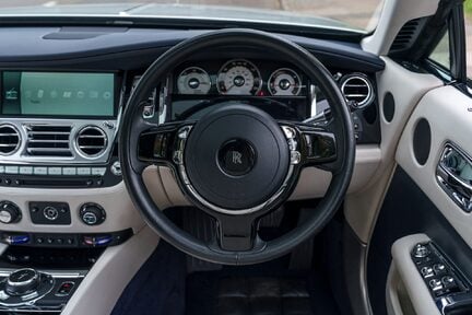 Rolls-Royce Wraith V12 14
