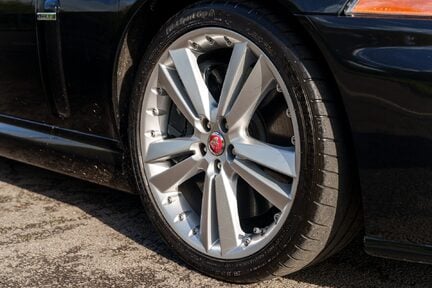 Jaguar XK R Convertible 13