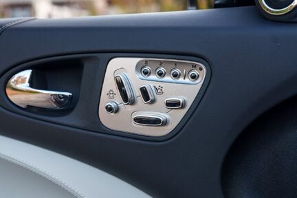 Jaguar XK R Convertible 27