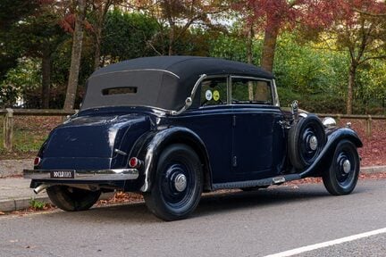 Mercedes-Benz 220 W21 4