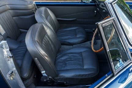 Aston Martin DB5 Convertible 23