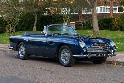 Aston Martin DB5 Convertible 2
