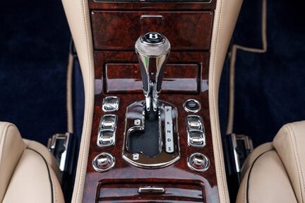 Bentley Brooklands Coupé 17