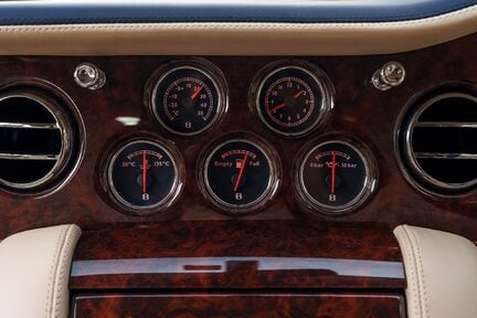 Bentley Brooklands Coupé 15