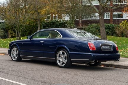 Bentley Brooklands Coupé 4