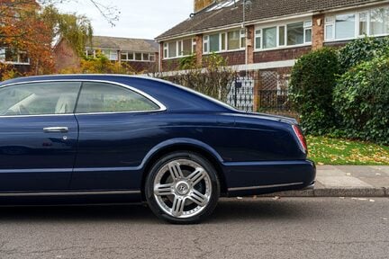 Bentley Brooklands Coupé 10