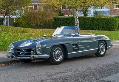 Mercedes-Benz SL 300SL Roadster