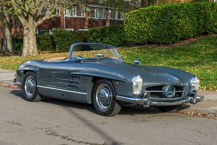 Mercedes-Benz SL 300SL Roadster 2