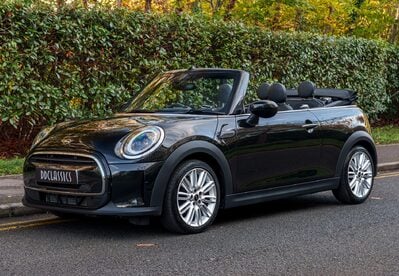 Mini Cooper Convertible Exclusive