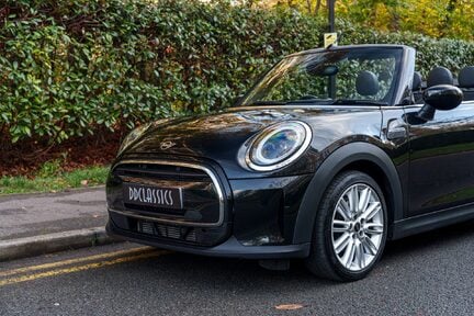 Mini Cooper Convertible Exclusive 10