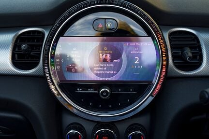 Mini Cooper Convertible Exclusive 19