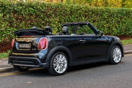 Mini Cooper Convertible Exclusive 3