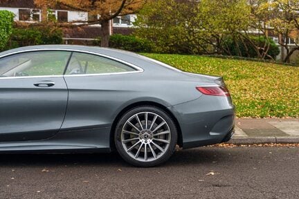 Mercedes-Benz S Class S560 AMG Line Premium 11