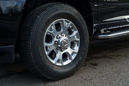 Dodge Ram Laramie 2500 Heavy Duty Cummins Turbo Diesel 10