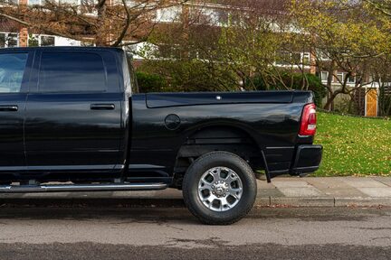 Dodge Ram Laramie 2500 Heavy Duty Cummins Turbo Diesel 14
