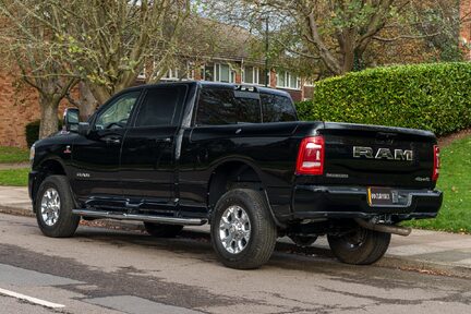 Dodge Ram Laramie 2500 Heavy Duty Cummins Turbo Diesel 4