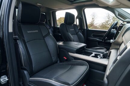 Dodge Ram Laramie 2500 Heavy Duty Cummins Turbo Diesel 29