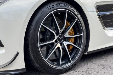 Mercedes-Benz SLS Black Series 10