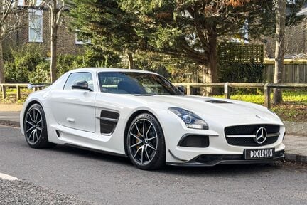 Mercedes-Benz SLS Black Series 2