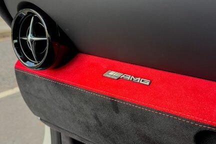 Mercedes-Benz SLS Black Series 24