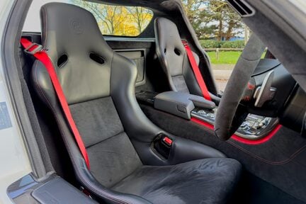 Mercedes-Benz SLS Black Series 25