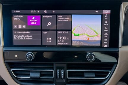 Porsche Macan GTS PDK 18