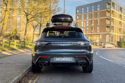 Porsche Macan GTS PDK 6