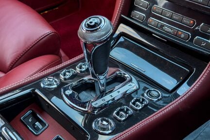 Bentley Brooklands Coupé CONCOURS! 17