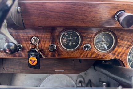 Alvis 4.3 Litre SA 'Pillarless' Saloon by Vanden Plas 21