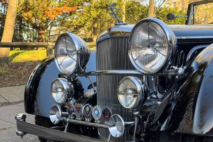 Alvis 4.3 Litre Short Chassis Concealed Head Coupe by Whittingham and Mitchel 8