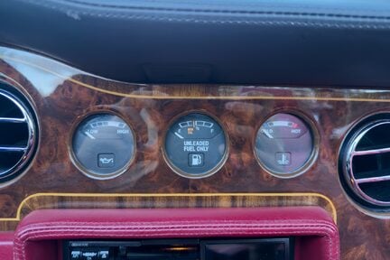 Rolls-Royce Corniche 16