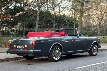 Rolls-Royce Corniche 3
