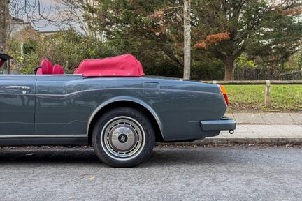 Rolls-Royce Corniche 12