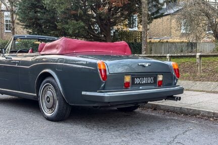 Rolls-Royce Corniche 13