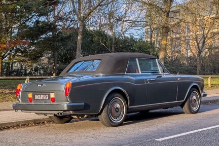Rolls-Royce Corniche 8