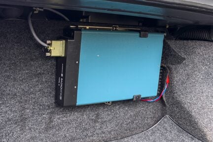 Mercedes-Benz S Class 450 SEL 6.9 26