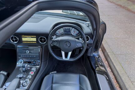 Mercedes-Benz SLS AMG Gullwing 11