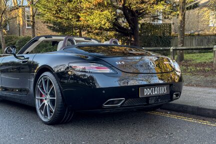 Mercedes-Benz SLS AMG GT ROADSTER 14