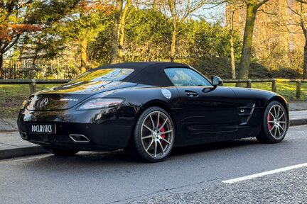 Mercedes-Benz SLS AMG GT ROADSTER 8