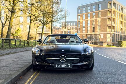 Mercedes-Benz SLS AMG GT ROADSTER 5