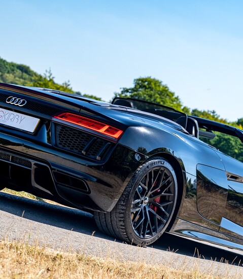 Audi R8 SPYDER V10 QUATTRO 1