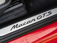 Porsche Macan GTS PDK 19