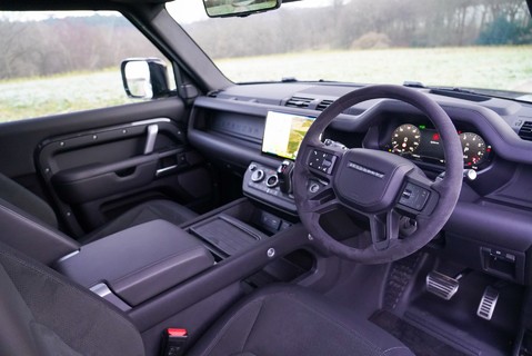 Land Rover Defender V8 9