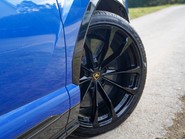Lamborghini Urus V8 6