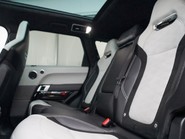 Land Rover Range Rover Sport SVR - Urban Carbon Fibre Edition 12