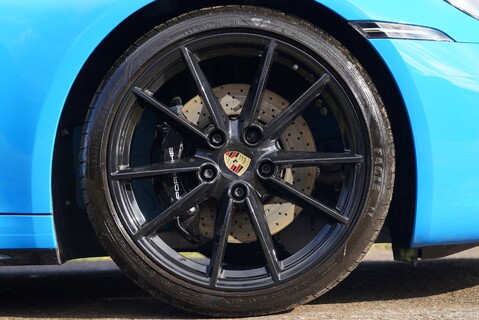 Porsche 911 CARRERA 4S PDK 5