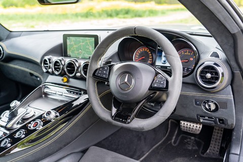 Mercedes-Benz AMG GT R PREMIUM 10
