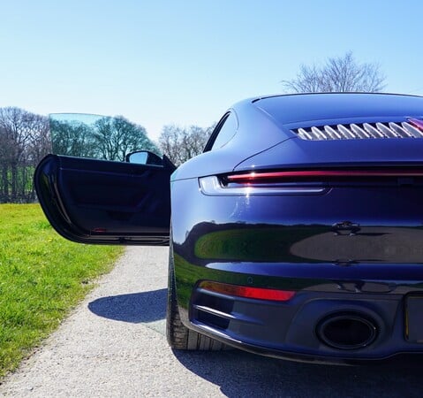 Porsche 911 CARRERA 4S PDK 1